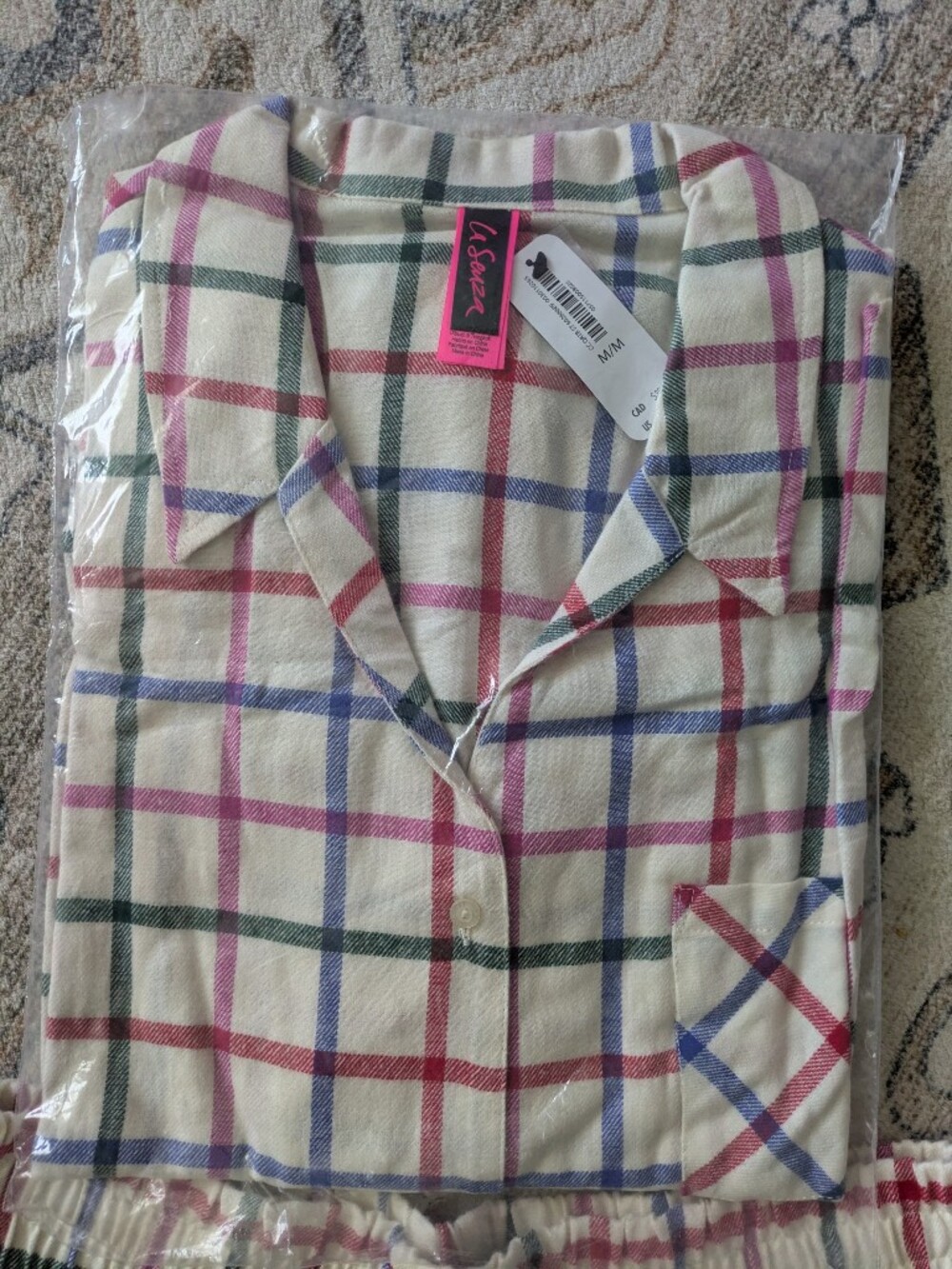 La Senza Flannel Plaid Pajama Shorts And Top Set - Picture 2 of 4